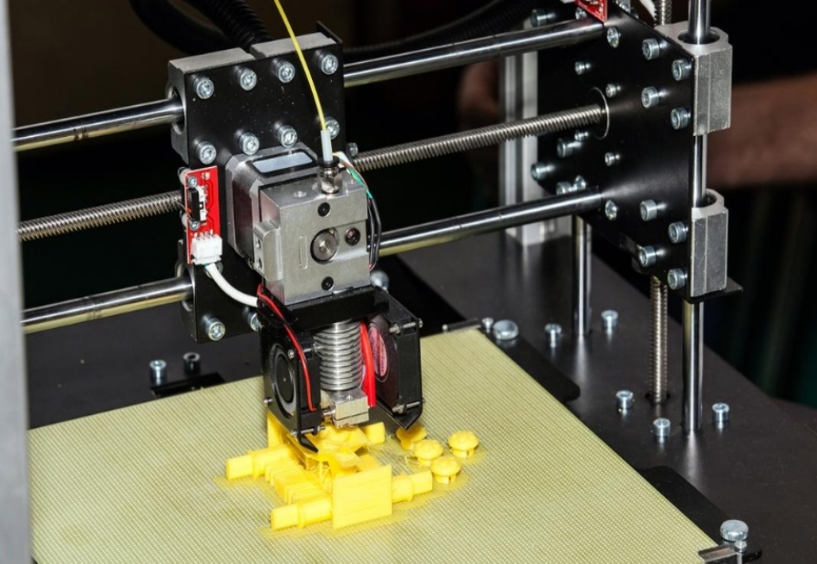 復(fù)刻美俄化工設(shè)備模型讓工業(yè)美學(xué)破次元壁